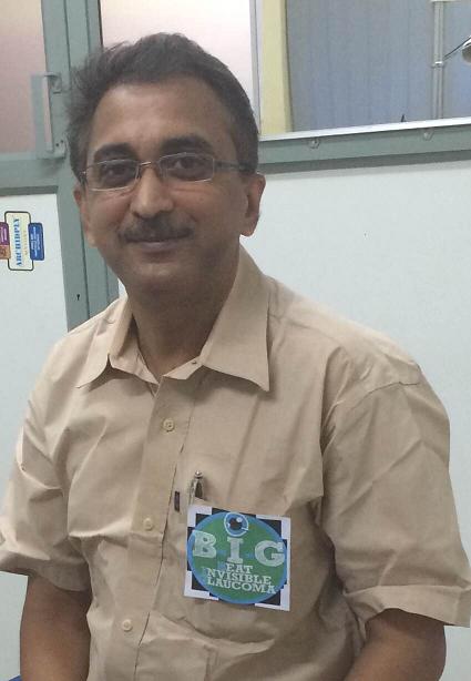 Glaucoma Awareness Program - Hospital Director wearing B-I-G badge
